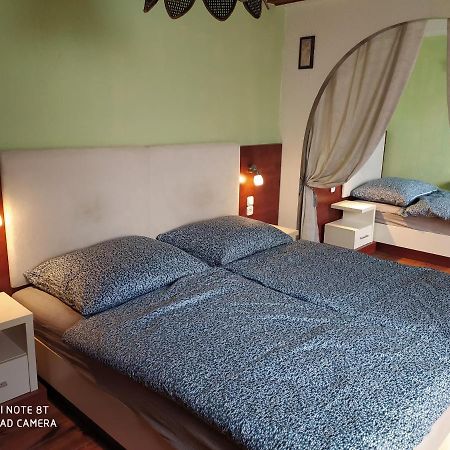 Penzion U Lipy Decin Buitenkant foto